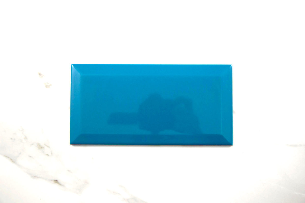Biselado-brillo-aqua-blue-10x20