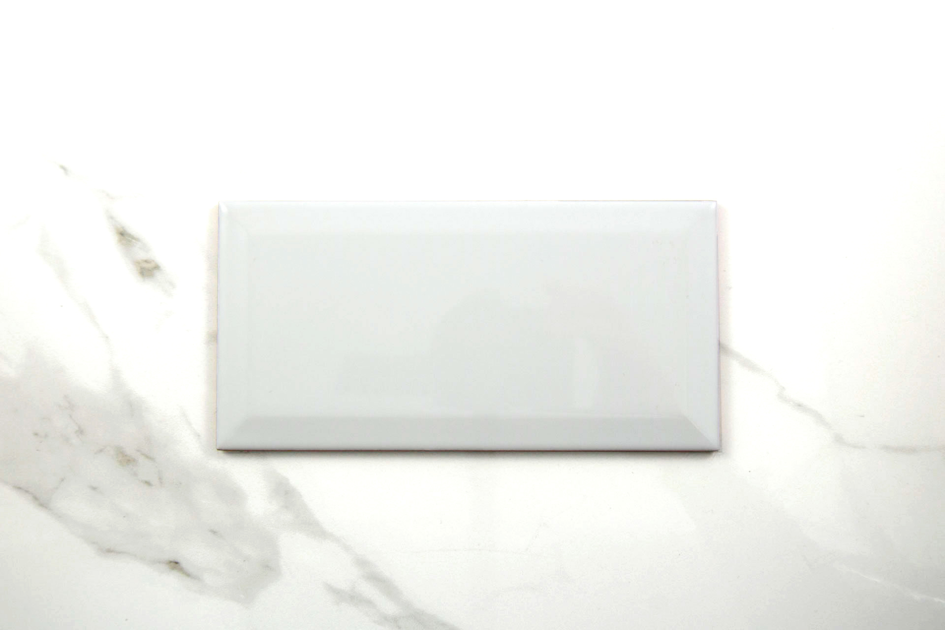 Biselado-brillo-blanco-10x20