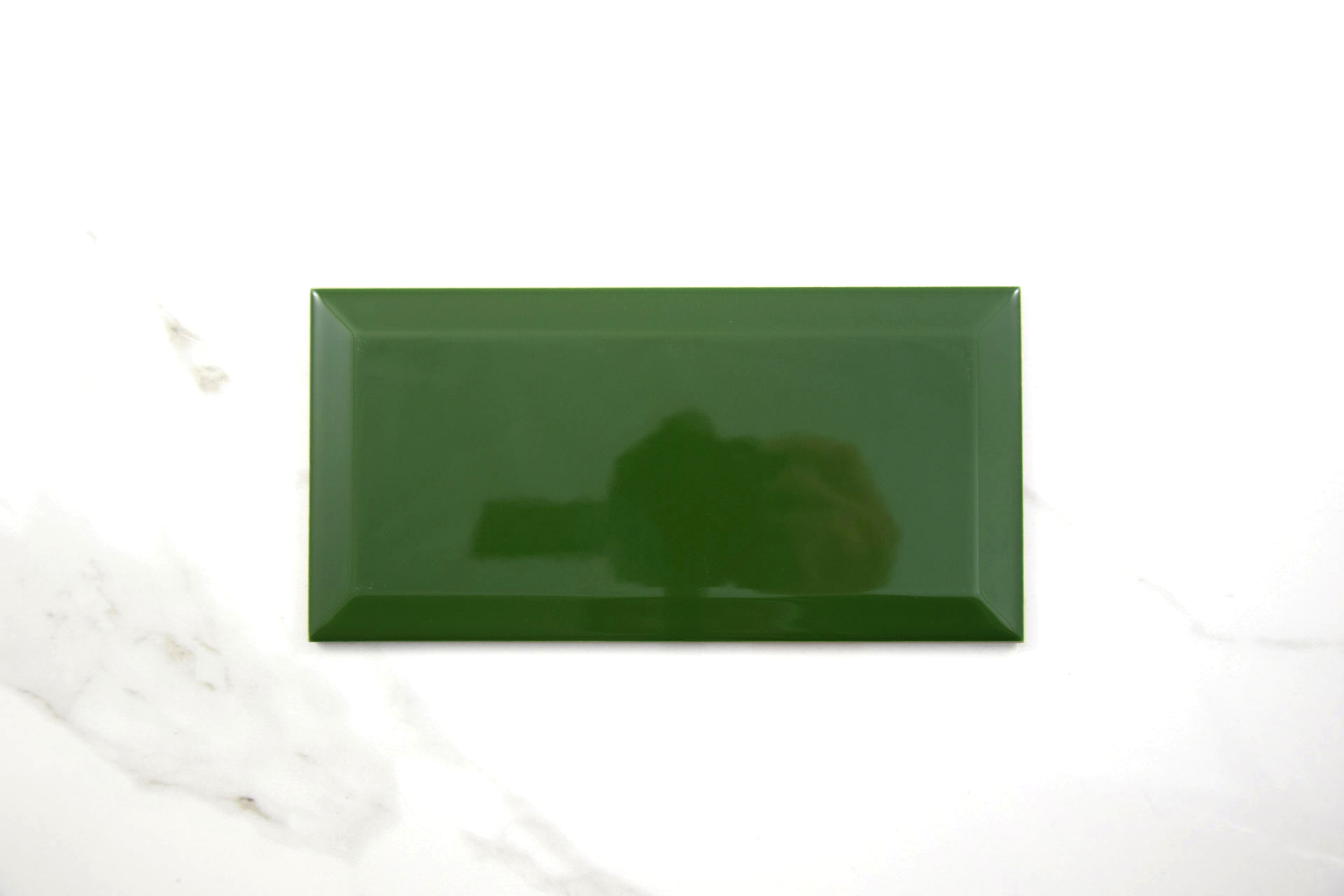 Biselado-brillo-botella-10x20