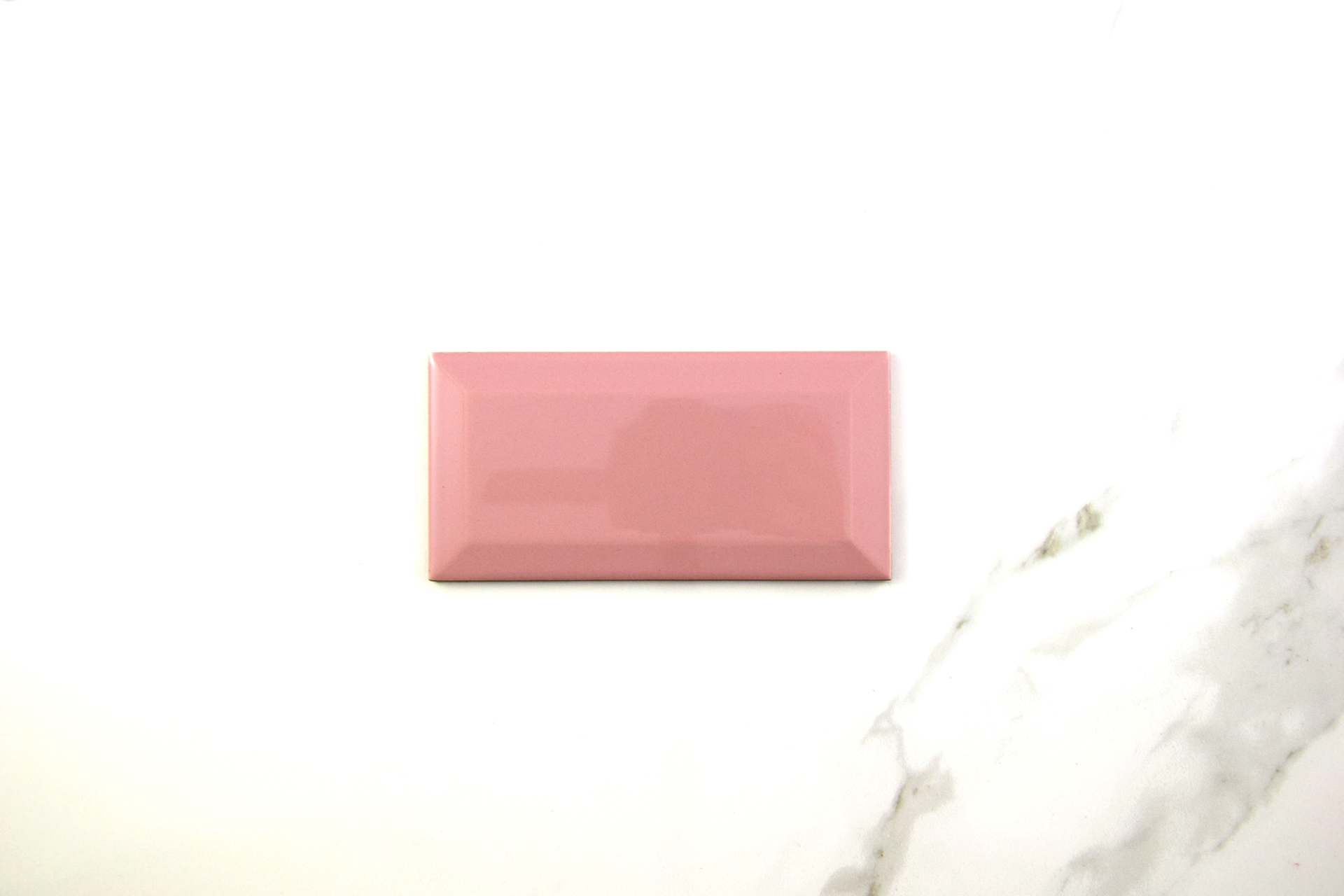 Biselado-rosa-brillo-7,5x15