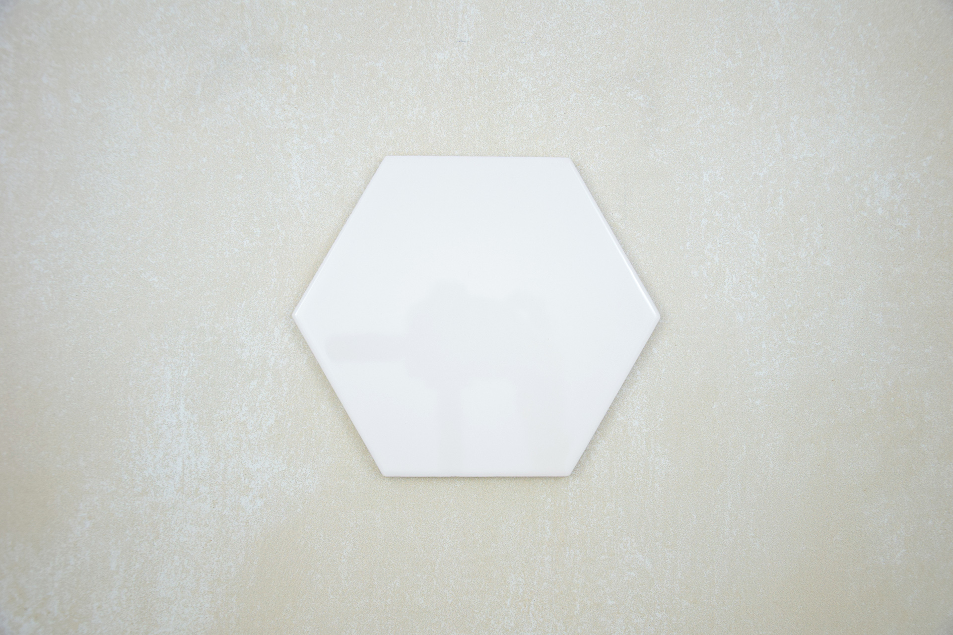 Hexágono Brillo Crema