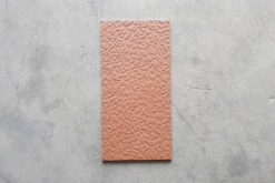 Porcelánico Arcilla Relieve Terracota