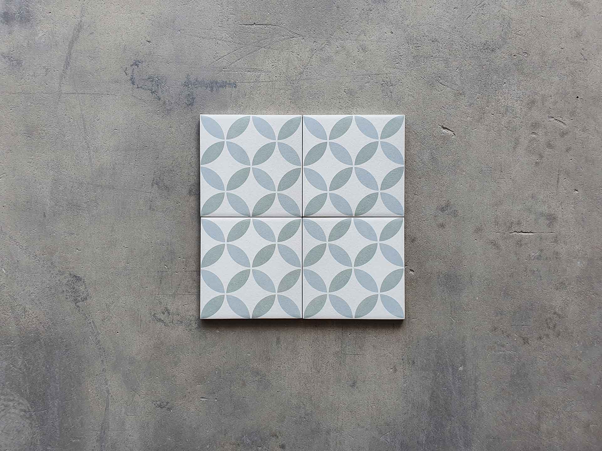 Azulejo porcelánico enya aqua 15x15