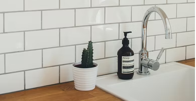 como limpiar las juntas de los azulejos de la cocina