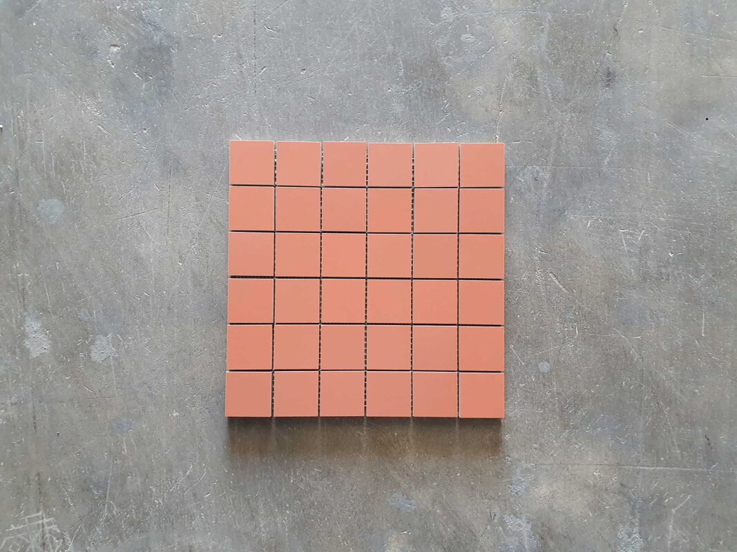 Malla porcelánico Rouge Mate 30x30