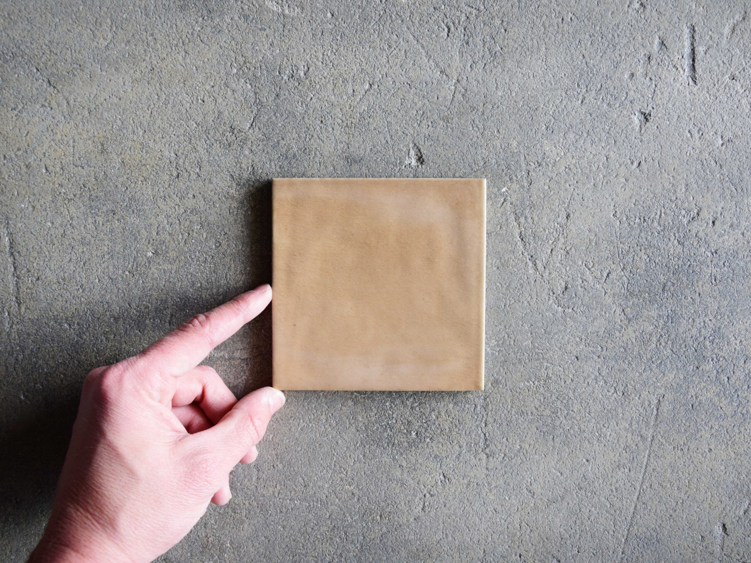 baldosa porcelánica natural mate