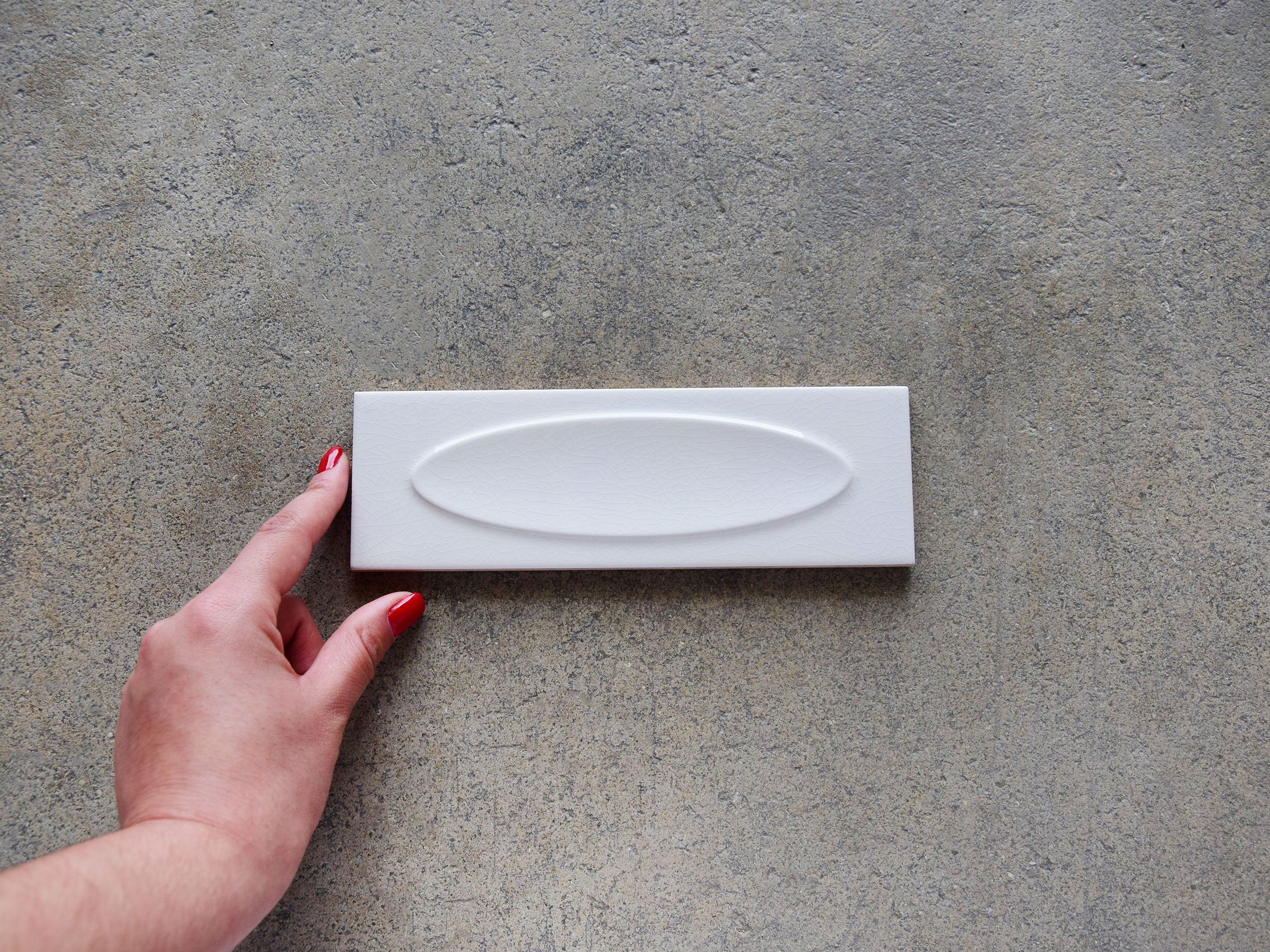 azulejo blanco alargado brillante